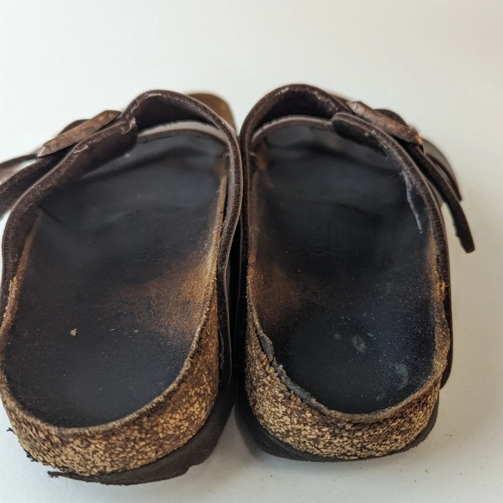 Birkenstock Arizona Leather Sandals / 8-9