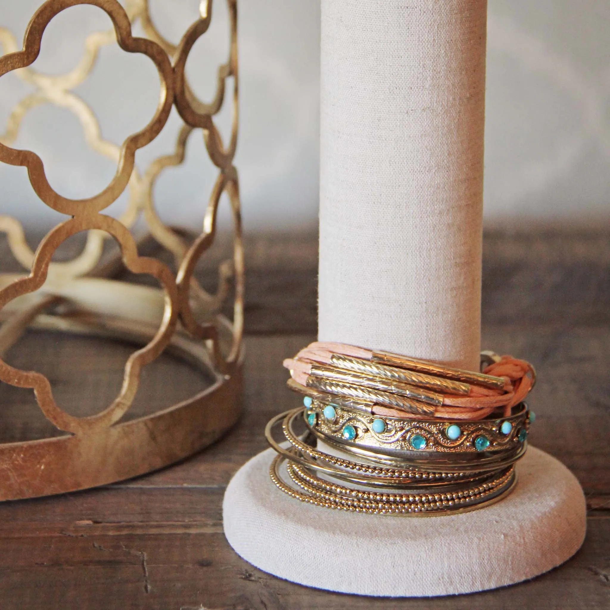 Linen Bracelet Stand