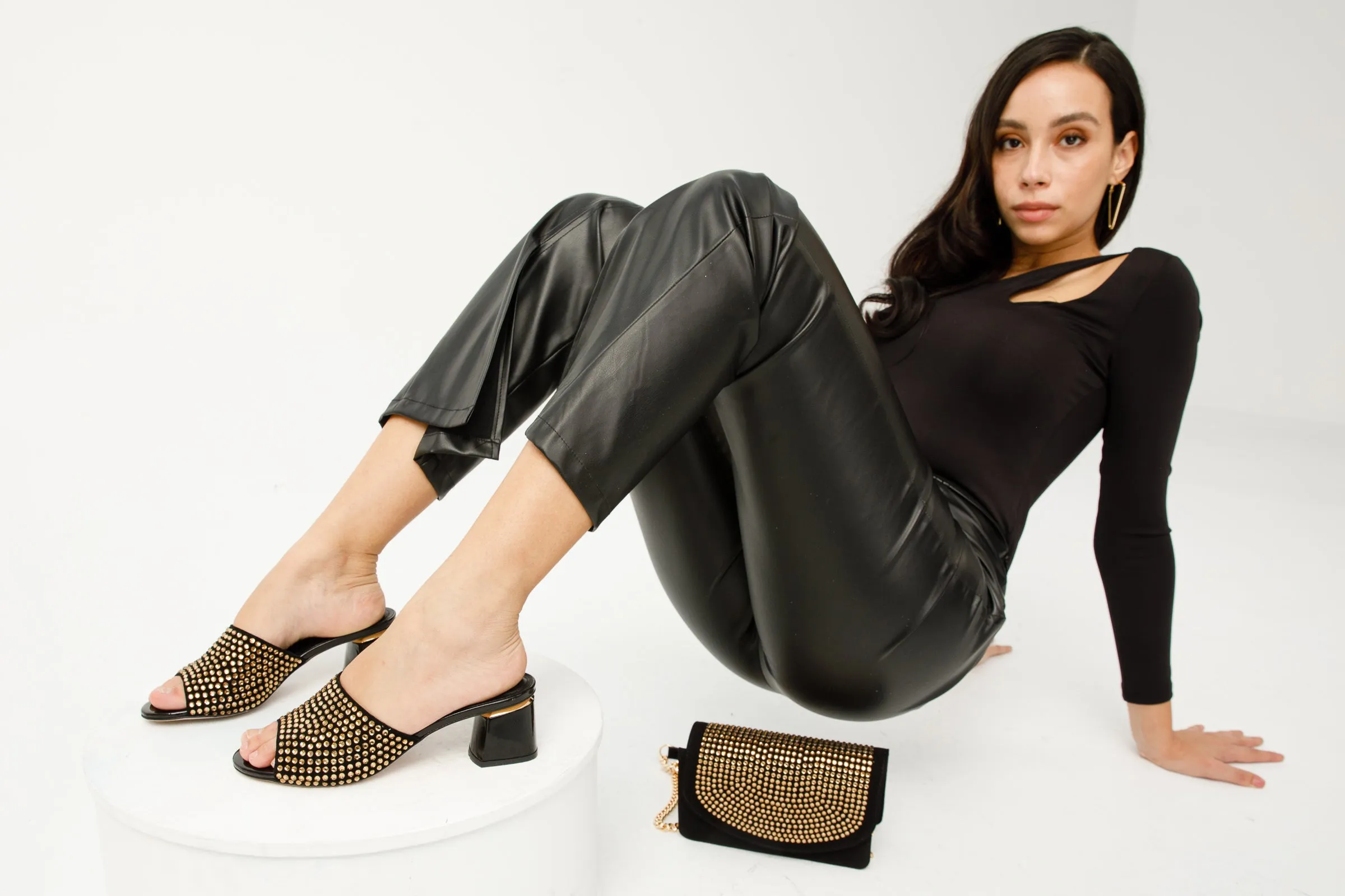 The Ailano Gold Glitter Leather Women Sandal